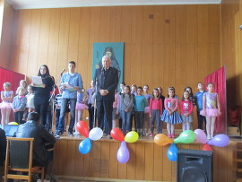 Най-голямото училище в Лясковец чества своя патронен празник