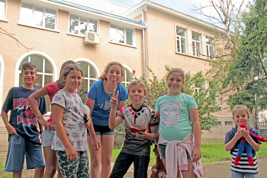 Инициативата на Съвета на децата „Новата страна на ваканцията” се проведе със съдействието на Община Лясковец и клуб „Brownteam”