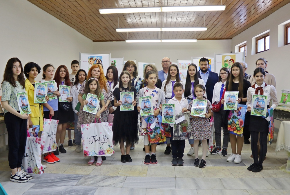 В Петия Областен конкурс за рисунка бяха наградени 23-ма ученици