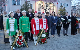 Лясковец почете героите на Освобождението с…